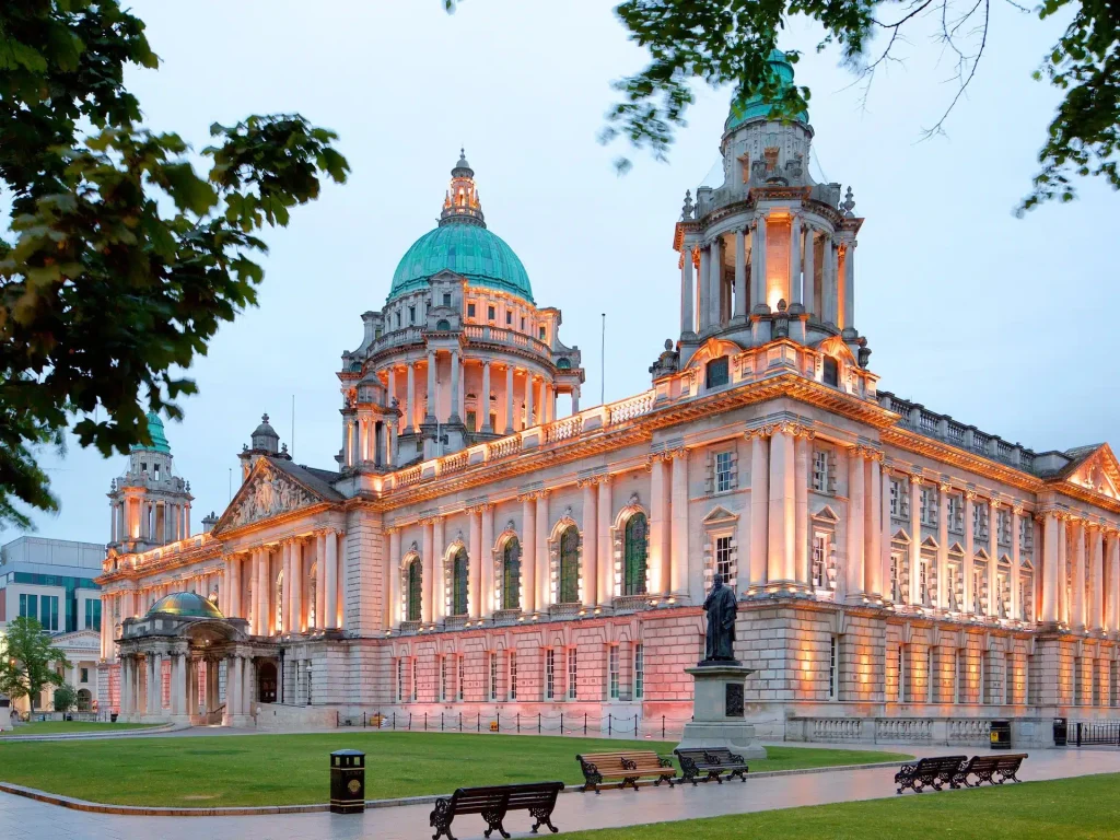 146164-Belfast-City-Hall
