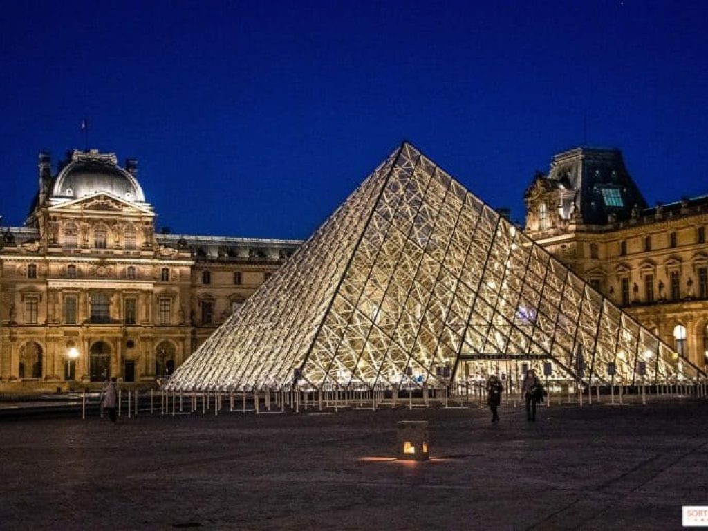 musée du louvre paris