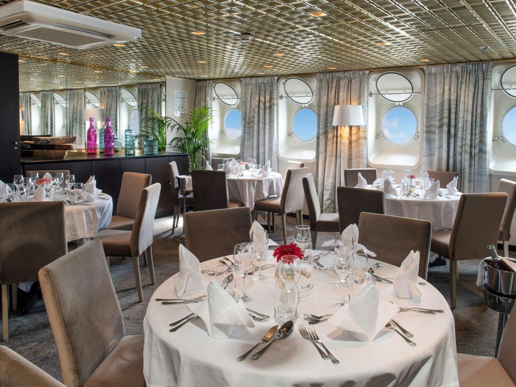 restaurant02-ms-belle-de-ladriatique-mer-mediterranee-croisieurope-croisieurope